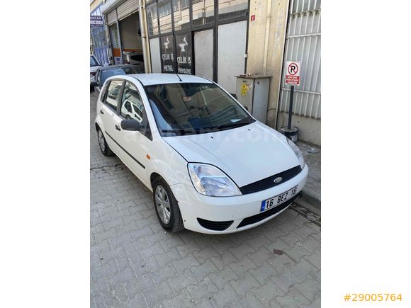 Sahibinden Ford Fiesta 1.4 TDCi Comfort 2004 Model 
