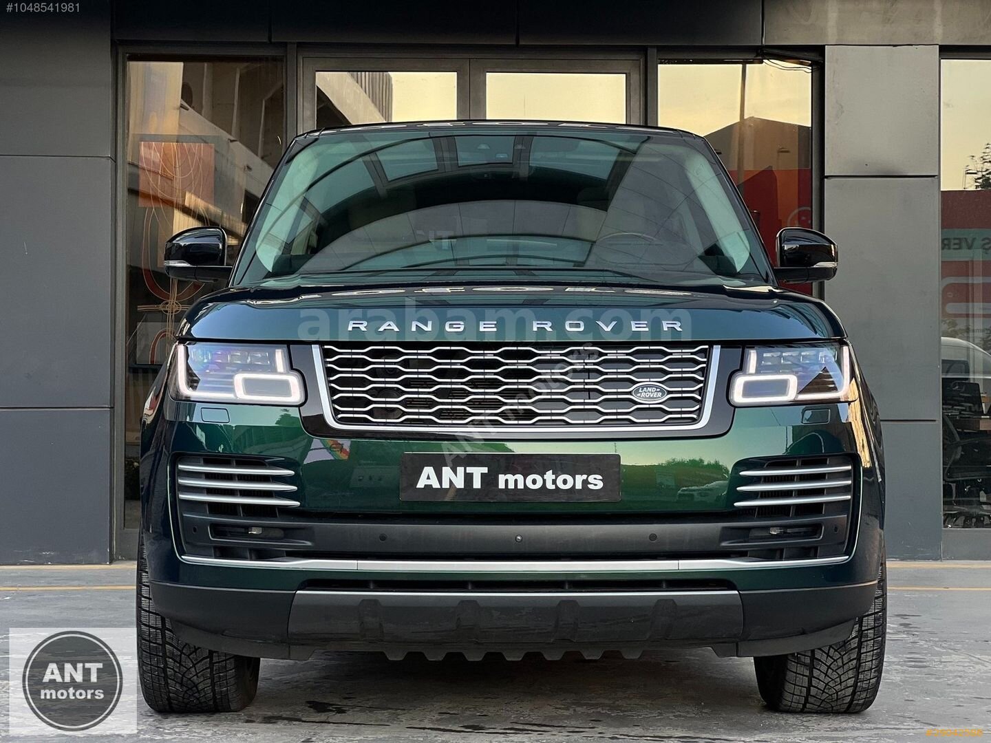 BORUSAN BRITISH RACING GREEN RANGE ROVER 2.0PHEV AUTOBIOGRAPHY 2