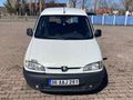 Galeriden Peugeot Partner 1.9 D 2003 Model Kars