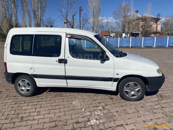 Galeriden Peugeot Partner 1.9 D 2003 Model Kars