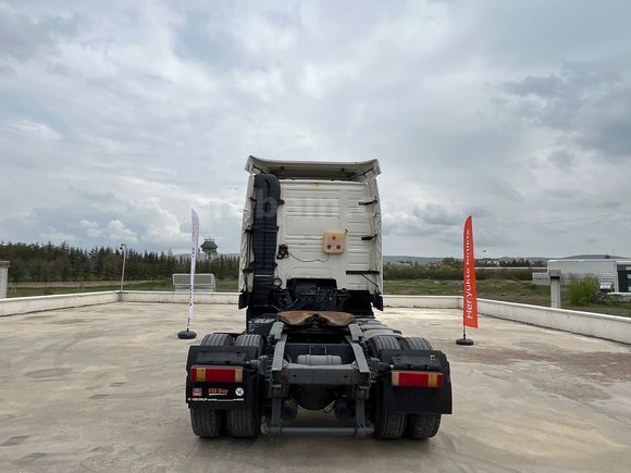 VSB GRUP 'dan 2000 MODEL VOLVO FH-12.420