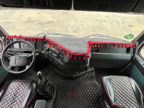 VSB GRUP 'dan 2000 MODEL VOLVO FH-12.420