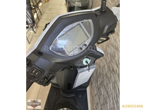 SYM X PRO 125 İŞ ORTAĞINIZ 12 AY ÇANTA RUHSATA İŞLİDİR HEDİYEMİZ