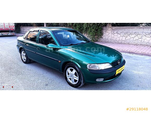 Galeriden Opel Vectra 2.0 CD 1996 Model Konya