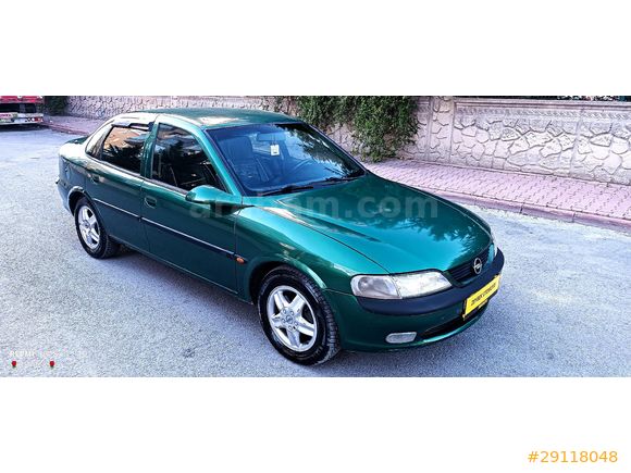 Galeriden Opel Vectra 2.0 CD 1996 Model Konya