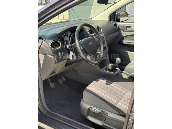 Sahibinden Ford Focus 1.6 Comfort 2011 Model