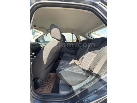 Sahibinden Ford Focus 1.6 Comfort 2011 Model