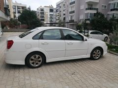 ilk sahibinden,otomatik vitesli,tramer  kaydı yok, kaza  yok, değişen yok, bakımları yeni yapıldı