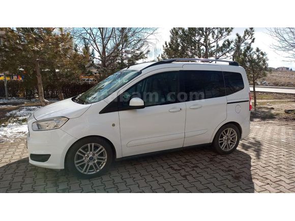 Ford courier titanyum Otomobil Ruhsatlı