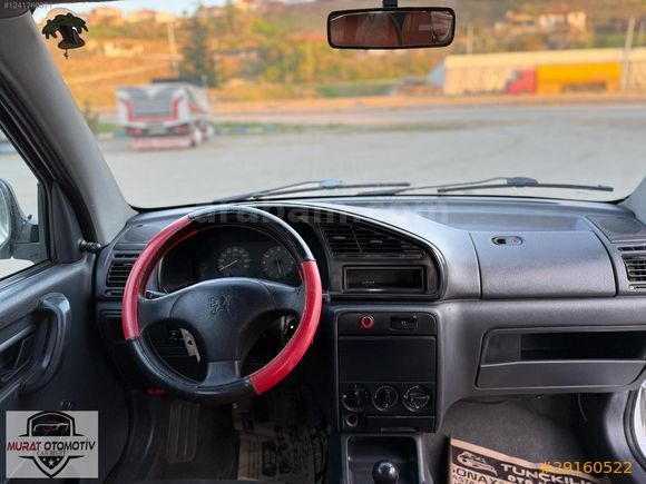 2000 MODEL OTOMOBIL RUHSATLI 2YIL DA BIR MUAYNELI PEJO PARTNER
