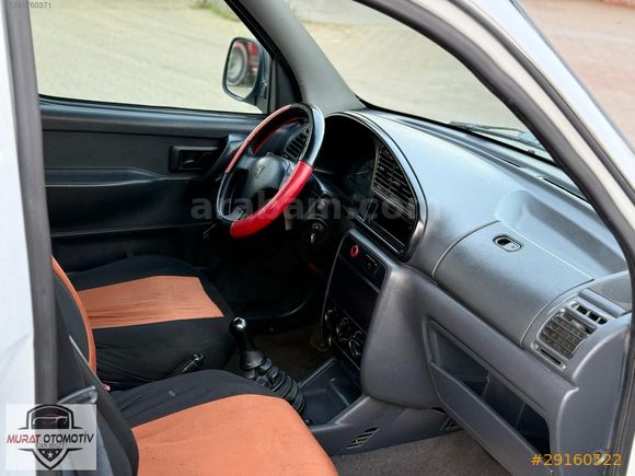 2000 MODEL OTOMOBIL RUHSATLI 2YIL DA BIR MUAYNELI PEJO PARTNER