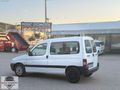 2000 MODEL OTOMOBIL RUHSATLI 2YIL DA BIR MUAYNELI PEJO PARTNER