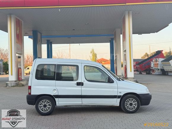 2000 MODEL OTOMOBIL RUHSATLI 2YIL DA BIR MUAYNELI PEJO PARTNER