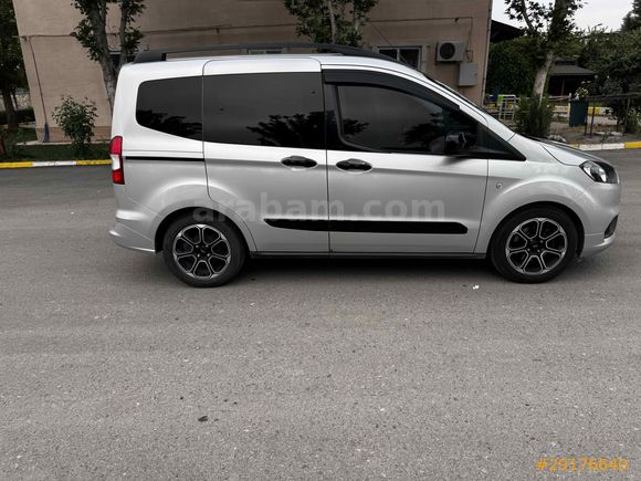 Sahibinden Ford Tourneo Courier 1.5 TDCi Titanium Plus 2022 Model  