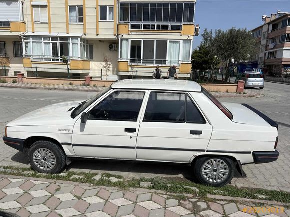 1988 MODEL BRODWAY SÜPER ARAÇ