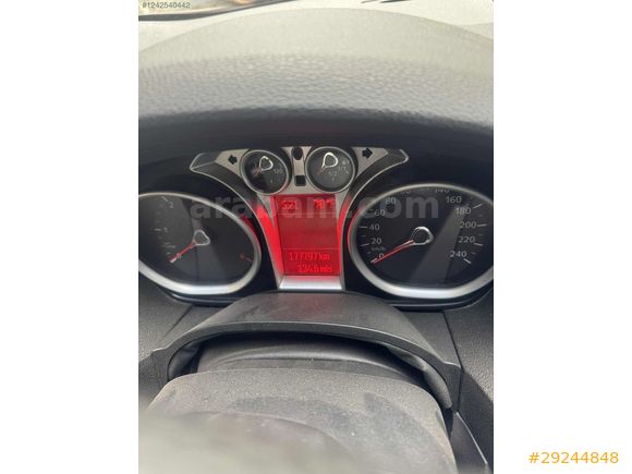 ACİL SATILIK 2010 MODEL FORD KUGA 190 BİN KM PIRIL PIRIL 4x4