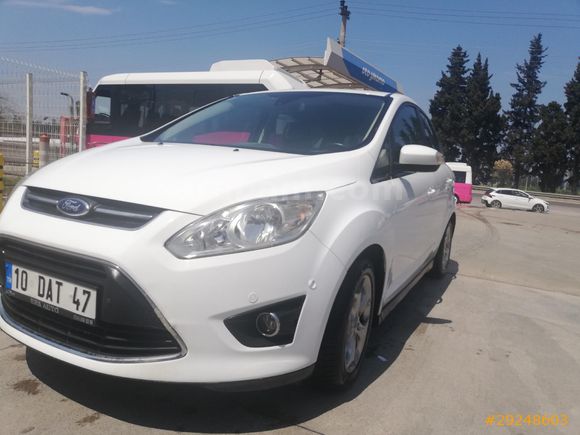 Temiz bakımlı Ford cmax dizel