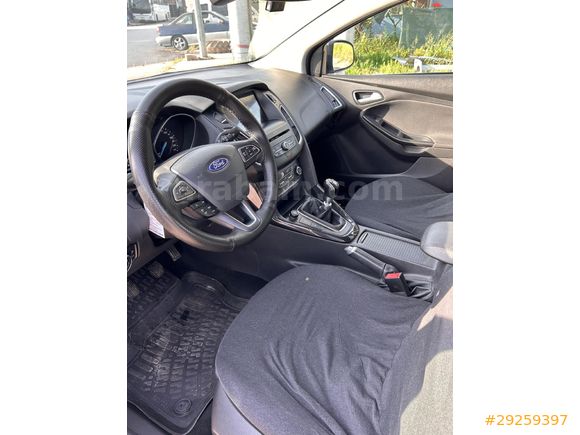 Sahibinden Ford Focus 1.6 TDCi Titanium 2017 Model