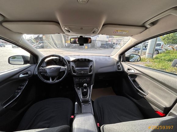 Sahibinden Ford Focus 1.6 TDCi Titanium 2017 Model