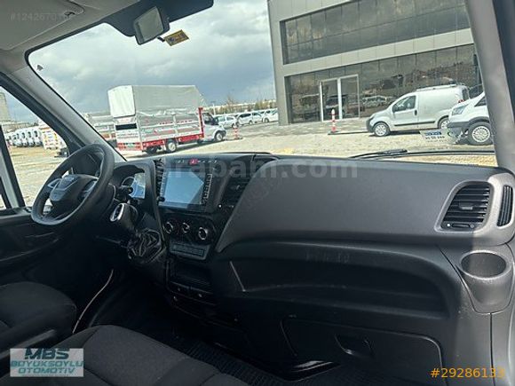 MBS BÜYÜKSOYLU'DAN 2023 OTOMATİK VİTES 3000 CC Ç.KABİN DAİLY