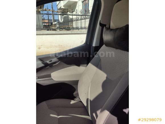 Sahibinden Ford Tourneo Courier 1.5 TDCi Titanium Plus 2018 Model