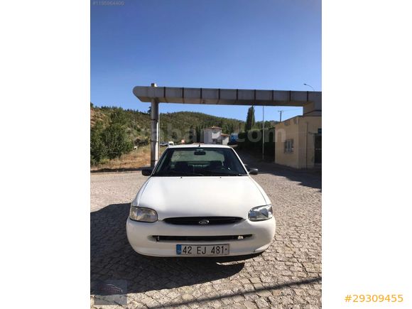 ESCORT 1.6 sıfır boya MASRAFSIZ ( BAYRAMLIK )