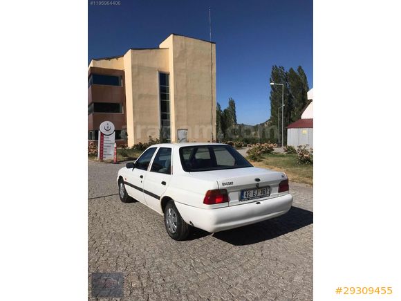 ESCORT 1.6 sıfır boya MASRAFSIZ ( BAYRAMLIK )