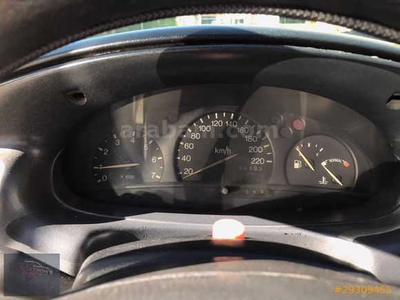 ESCORT 1.6 sıfır boya MASRAFSIZ ( BAYRAMLIK )