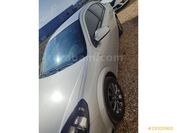 Sahibinden Opel Astra 1.6 Enjoy 111.Yıl 2011 Model