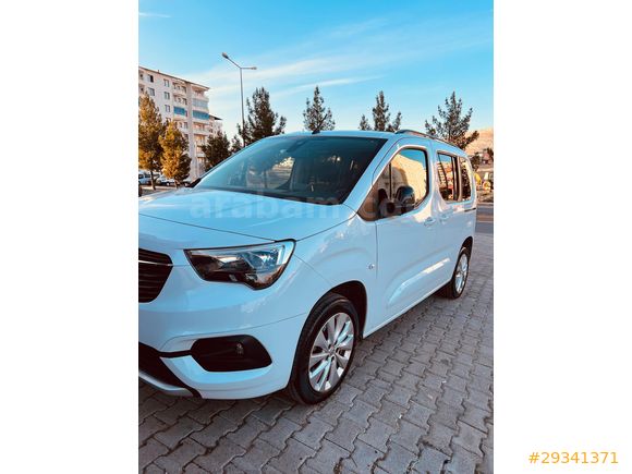 Sahibinden Opel Combo 1.5 CDTI Excellence 2024 Model