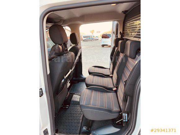Sahibinden Opel Combo 1.5 CDTI Excellence 2024 Model