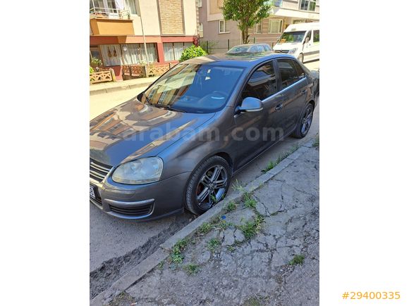 Emekli Öğretmenden Satılık Jetta