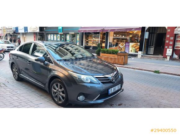 Sahibinden Toyota Avensis 2.0 Premium 2012 Model Burdur