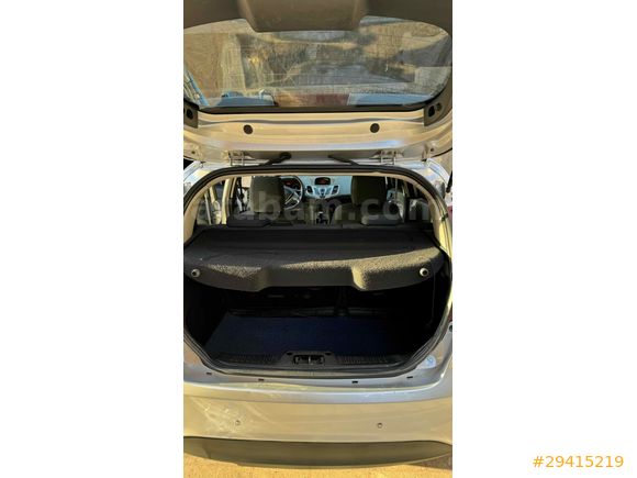 Ford Fiesta 1.25 Trend 2011 Model 