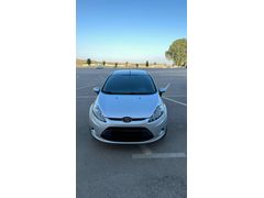 Ford Fiesta 1.25 Trend 2011 Model 