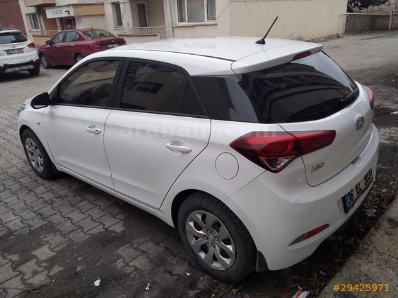 Sahibinden Hyundai i20 1.2 MPI Jump 2017 Model Erzurum