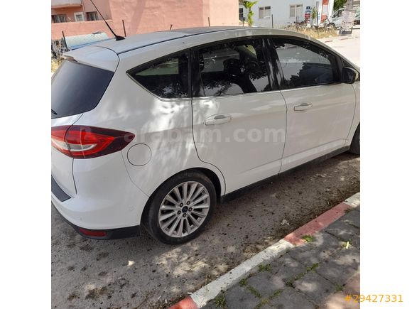 Sahibinden Ford C-Max 1.6 TDCi Titanium X 2015 Model