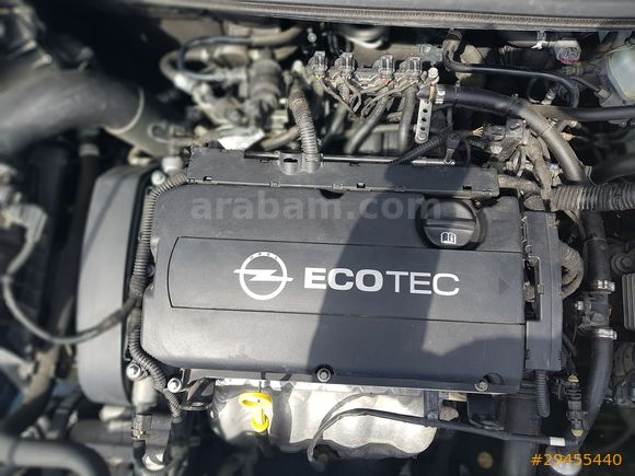 3.sahibi Opel Astraj NB 1.6 Editn plus 2016  Lastikler SIFIR