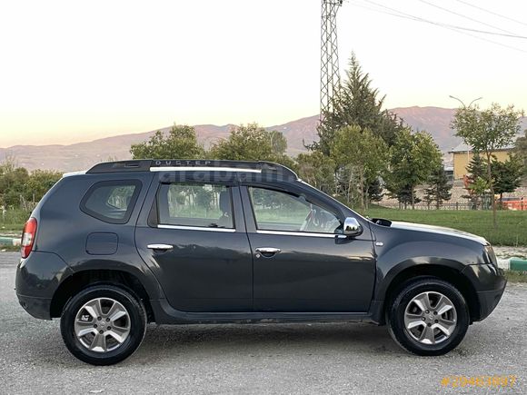 ÇİTİL AUTO’DAN 2015 MODEL 2 DEĞİŞENLİ  4X2 DACİA DUSTER
