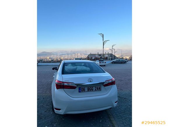 Sahibinden Toyota Corolla 1.4 D-4D Touch 2015 Model