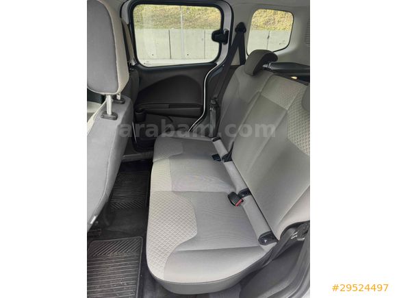 Sahibinden Ford Tourneo Courier 1.5 TDCi Titanium Plus 2021 Model 