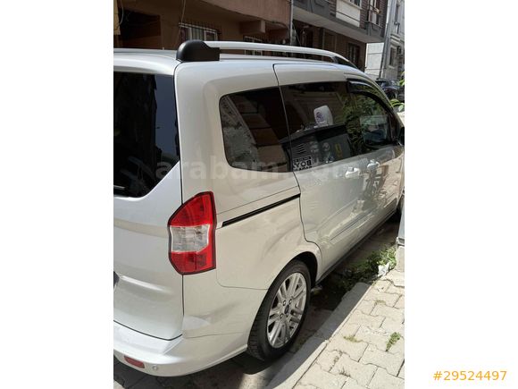 Sahibinden Ford Tourneo Courier 1.5 TDCi Titanium Plus 2021 Model 