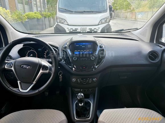 Sahibinden Ford Tourneo Courier 1.5 TDCi Titanium Plus 2021 Model 