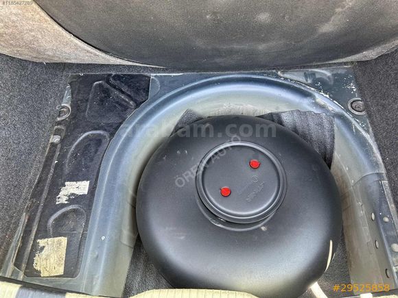 ÖREN AUTO'DAN 2003 MODEL DEĞİŞENSİZ GOLF PAZARLAKSIZ