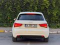 TEK DEĞİŞENLİ 3 PARÇA BOYALI AUDİ A1