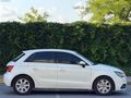 TEK DEĞİŞENLİ 3 PARÇA BOYALI AUDİ A1