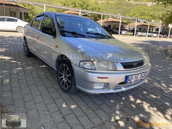 1998 MAZDA 323