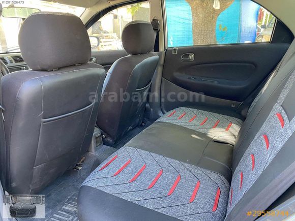 1998 MAZDA 323