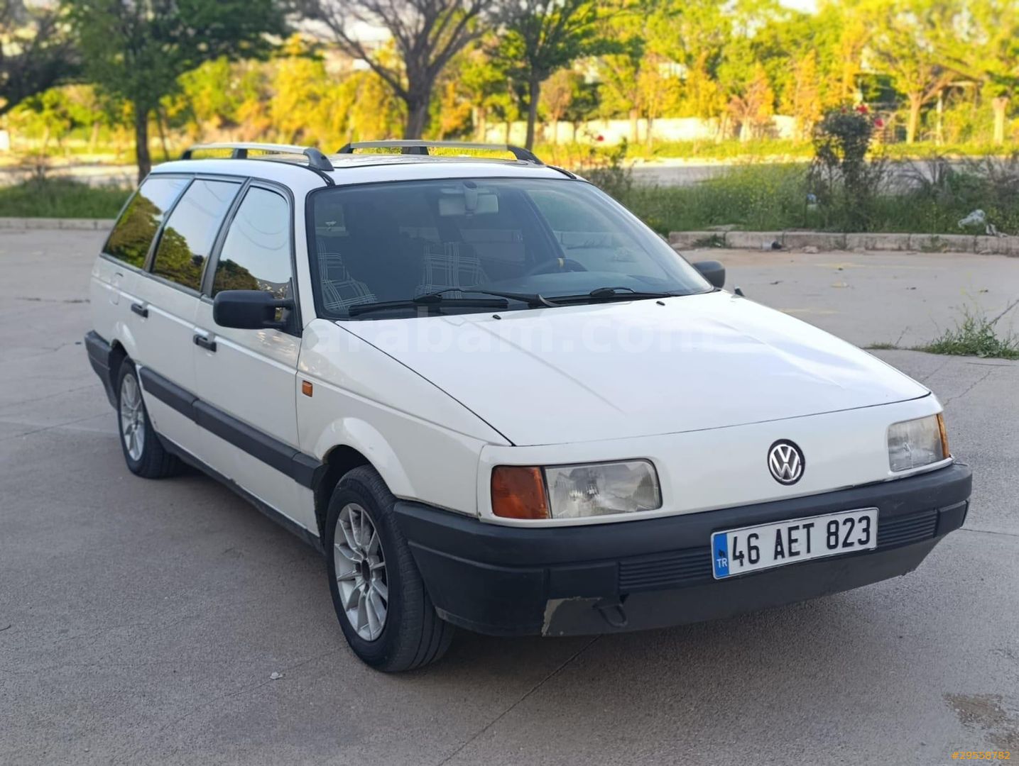 VOLKSWAGEN PASSAT VARİANT 1.8 GT 1991 MODEL KAHRAMANMARAŞ 400.000 KM BEYAZ
