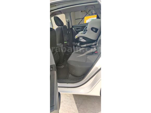 Sahibinden Toyota Auris 1.4 D-4D Advance Skypack 2013 Model